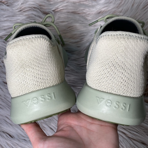 VESSI Everyday Classic Safari Green Waterproof Lightweight Sneaker Womens 11 - Picture 8 of 10